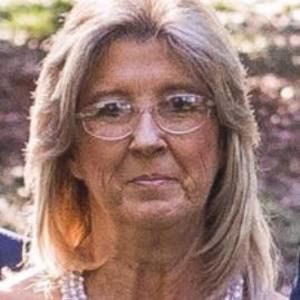 Meet your Posher, Beverly